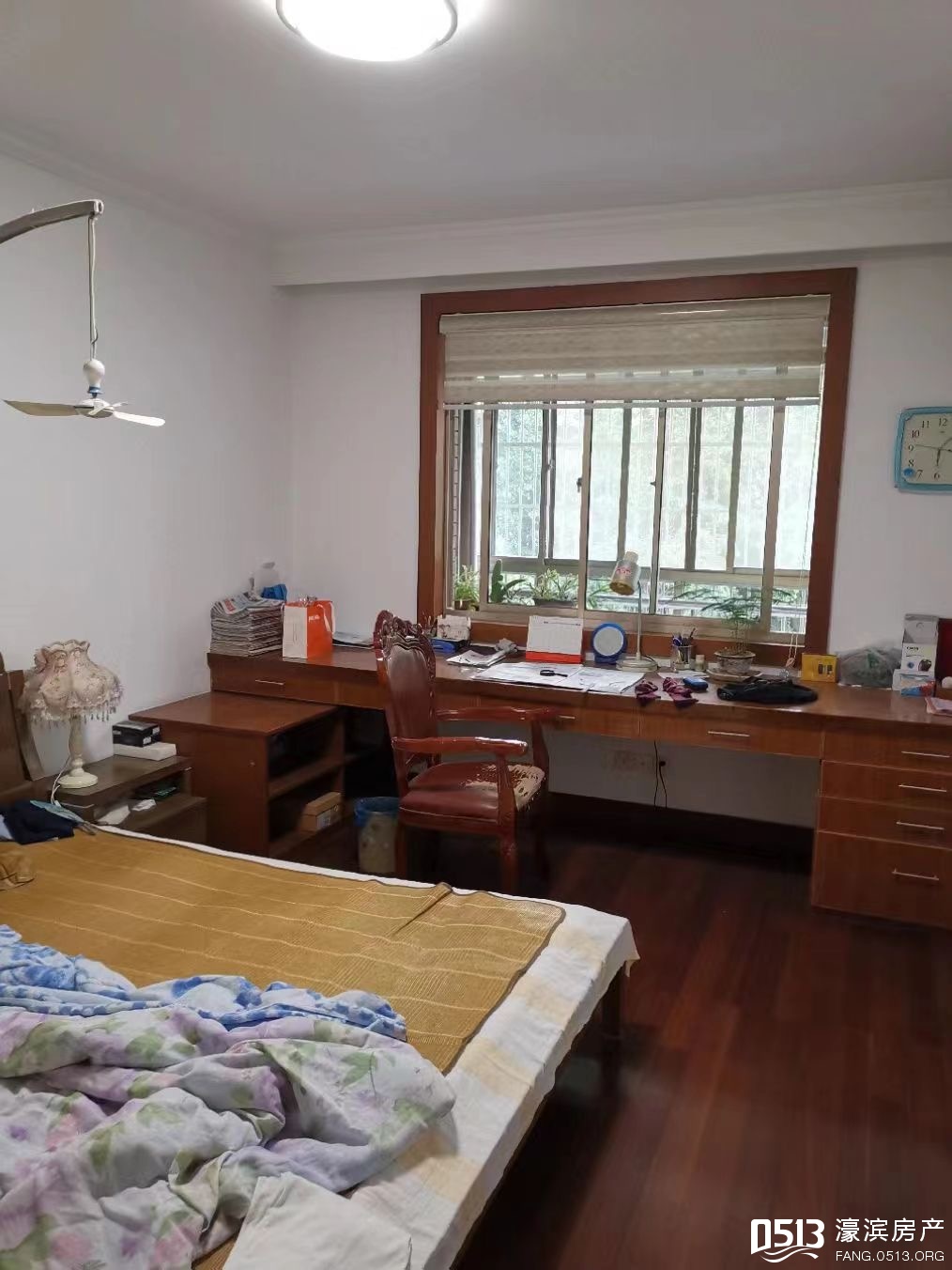 财茂园5楼86平140万有车库